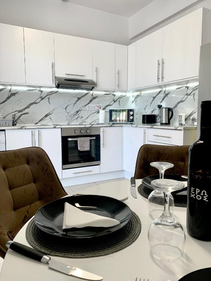 דירות Paphos Diana Townhouse 1 מראה חיצוני תמונה